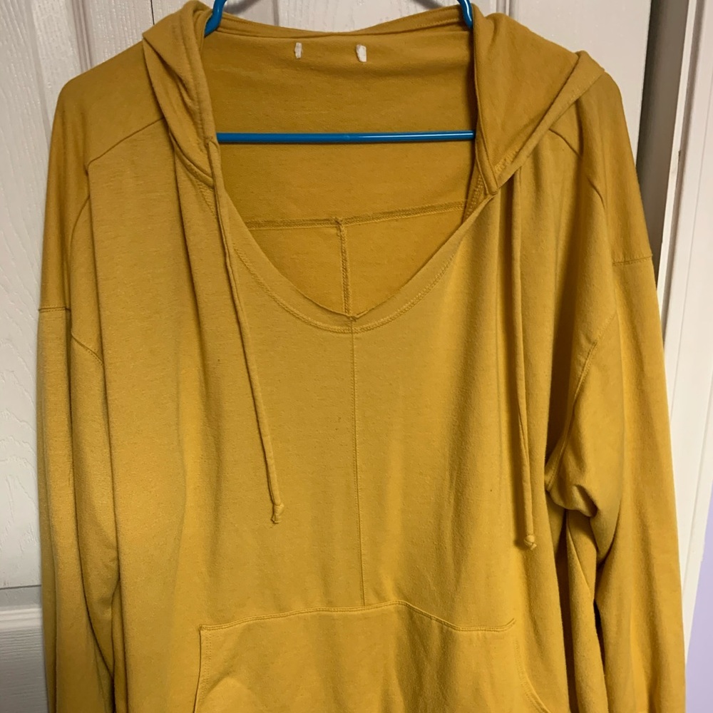 Cute maurices cropped hoodie